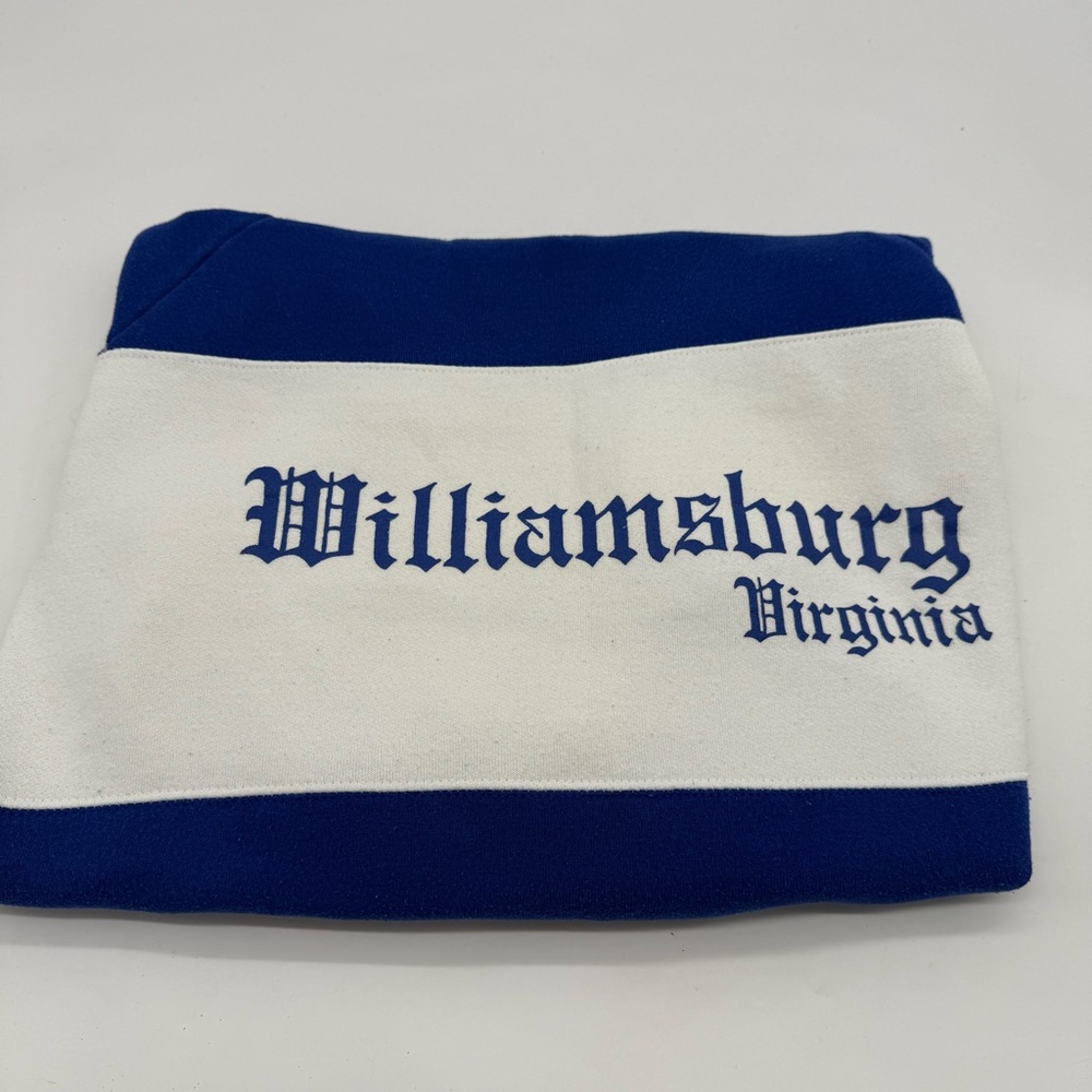 Williamsburg Virginia Blue and White Men's Sweater